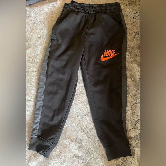 Nike Toddler Track Suit Size 4 - Picture 4 of 5